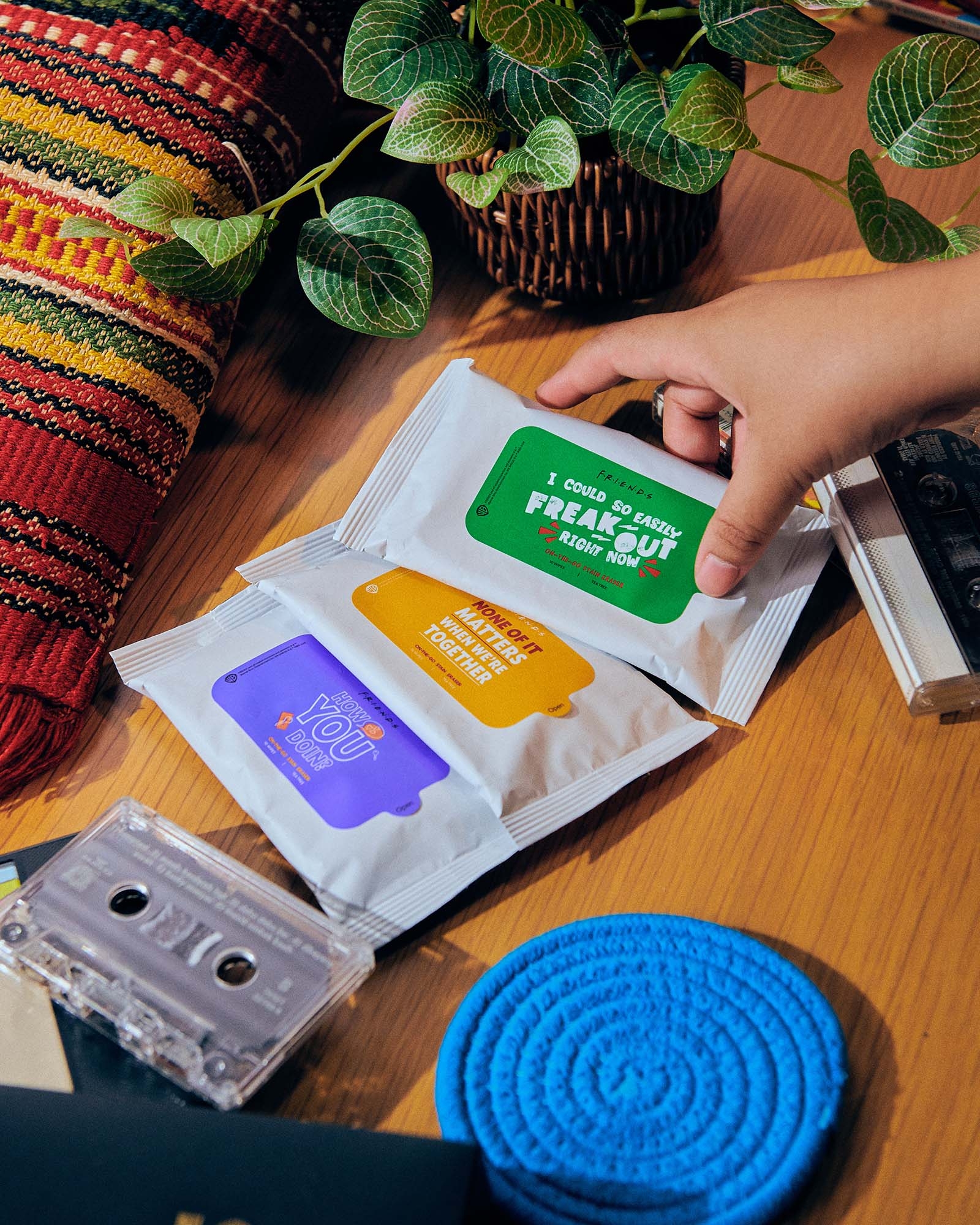 FRIENDS X NAELOFAR THE OCD STAIN ERASER