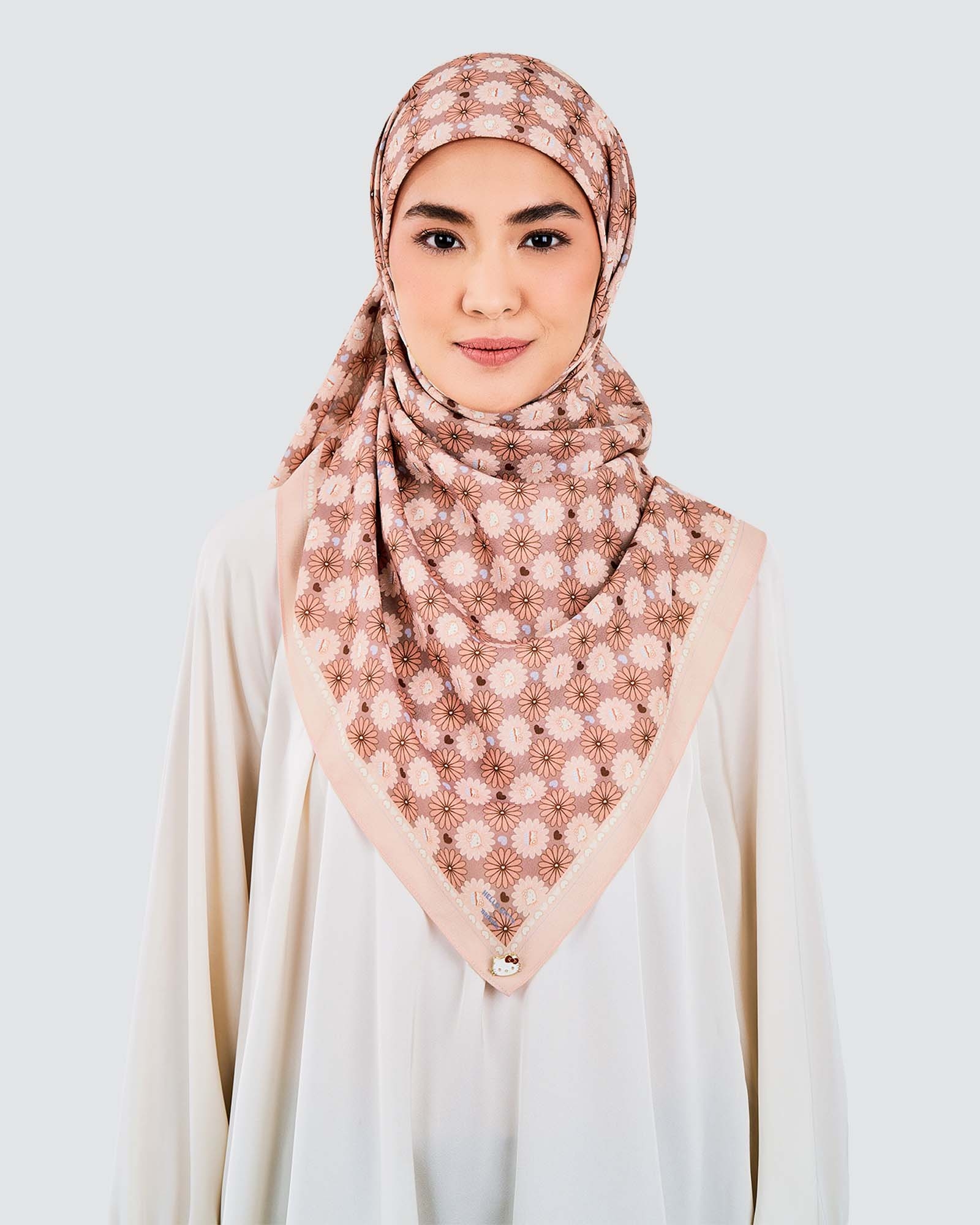 HELLO KITTY X NAELOFAR SQUARE - COOKIES