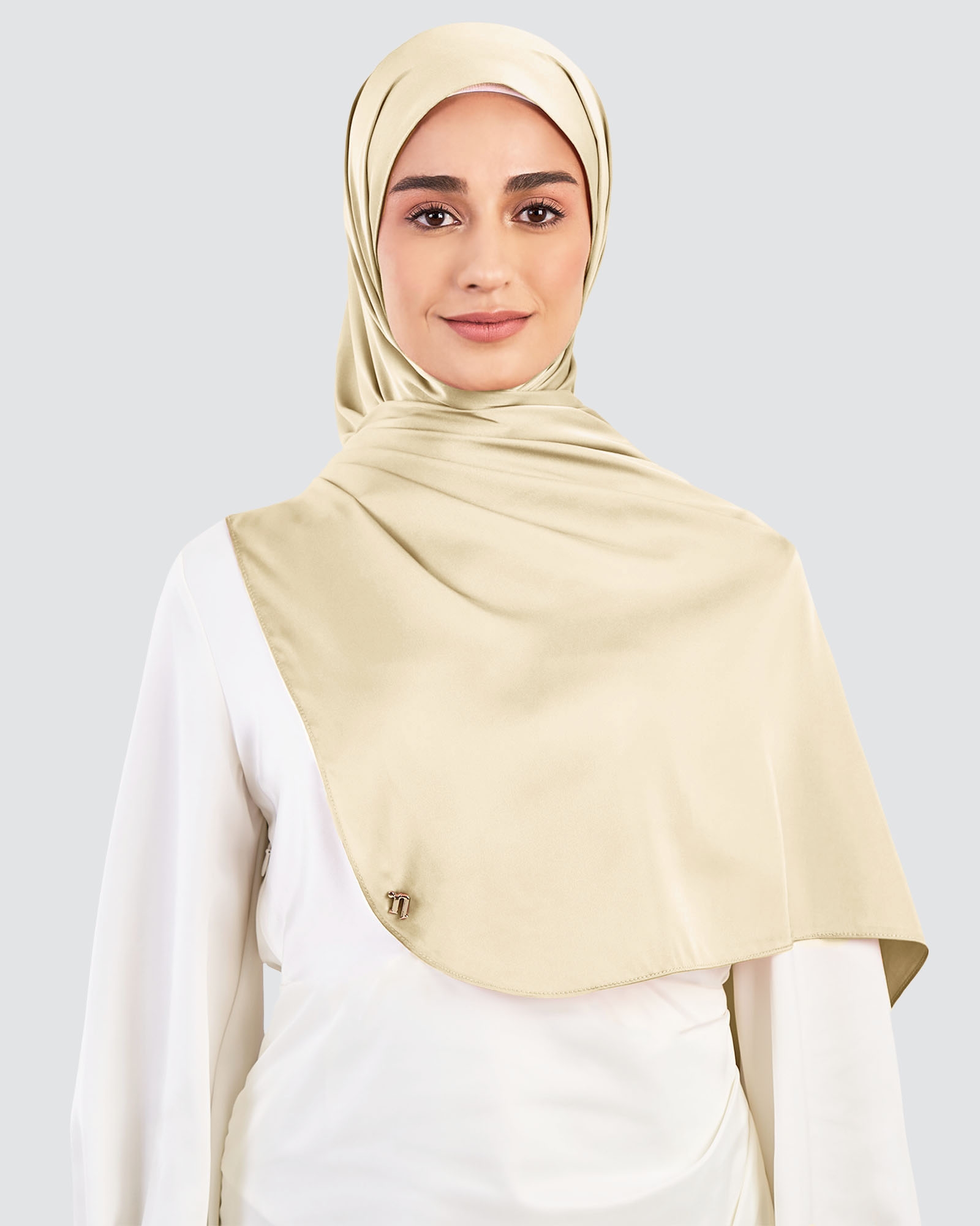 LUNA SATIN SHAWL - SAHARA