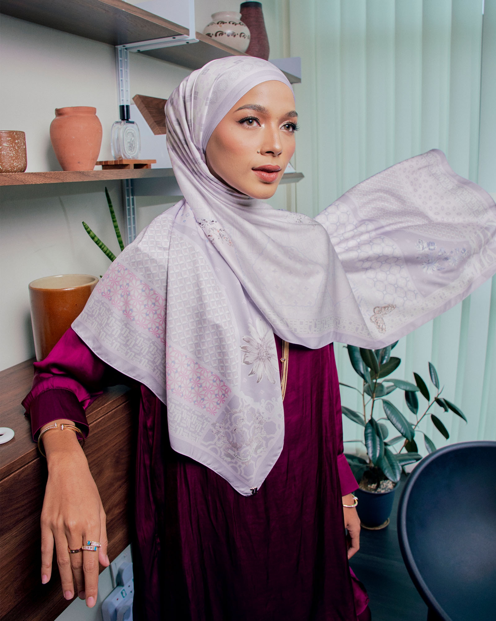 MEMORI KITA SHAWL - FAIR ORCHID