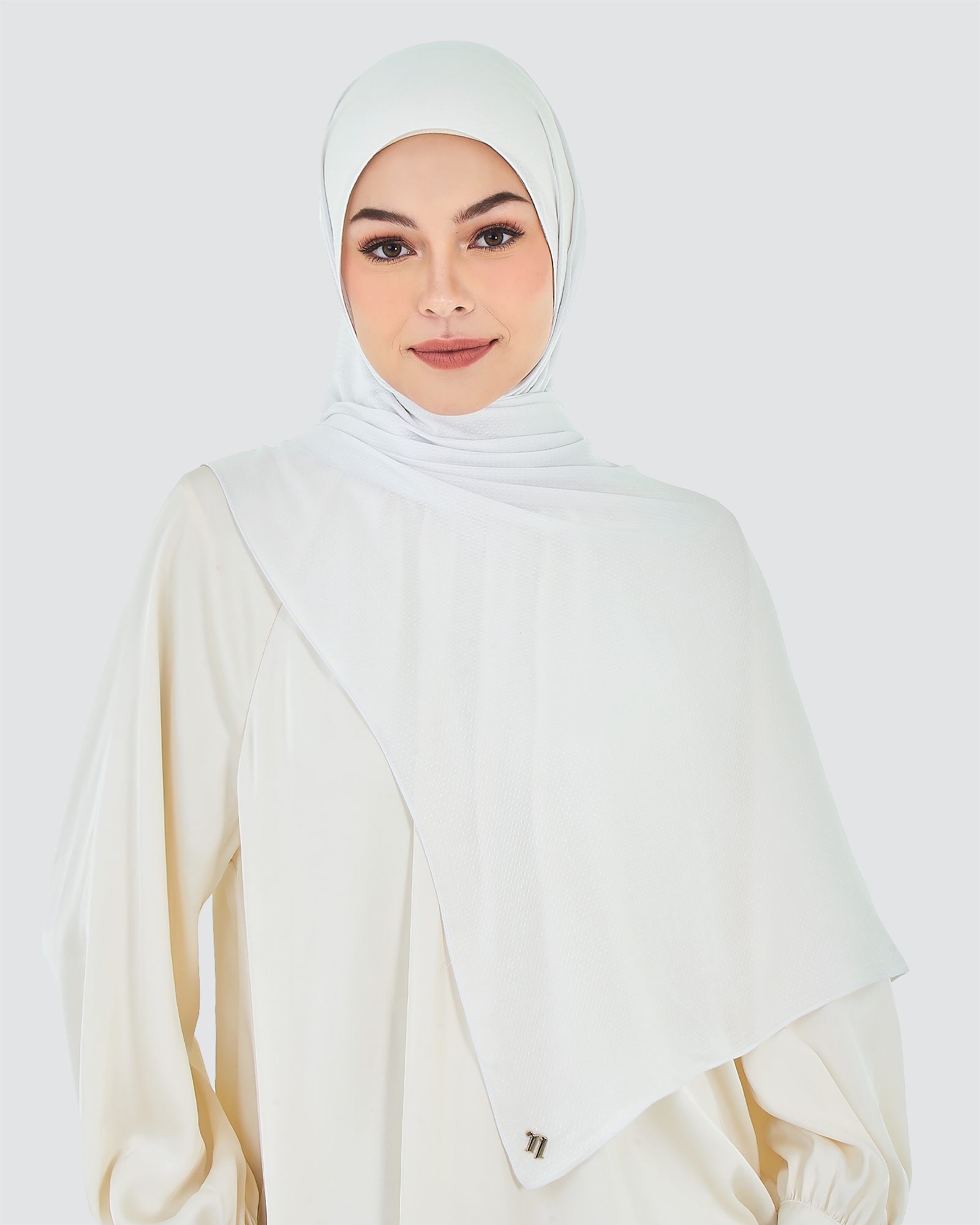 RANIA TEXTURED RAYON SHAWL - WHITE