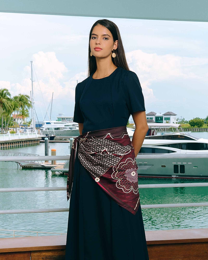 BLUE CRUISE SQUARE - ANCHOR RED