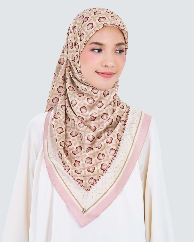 CALLA SQUARE - ROSE QUARTZ