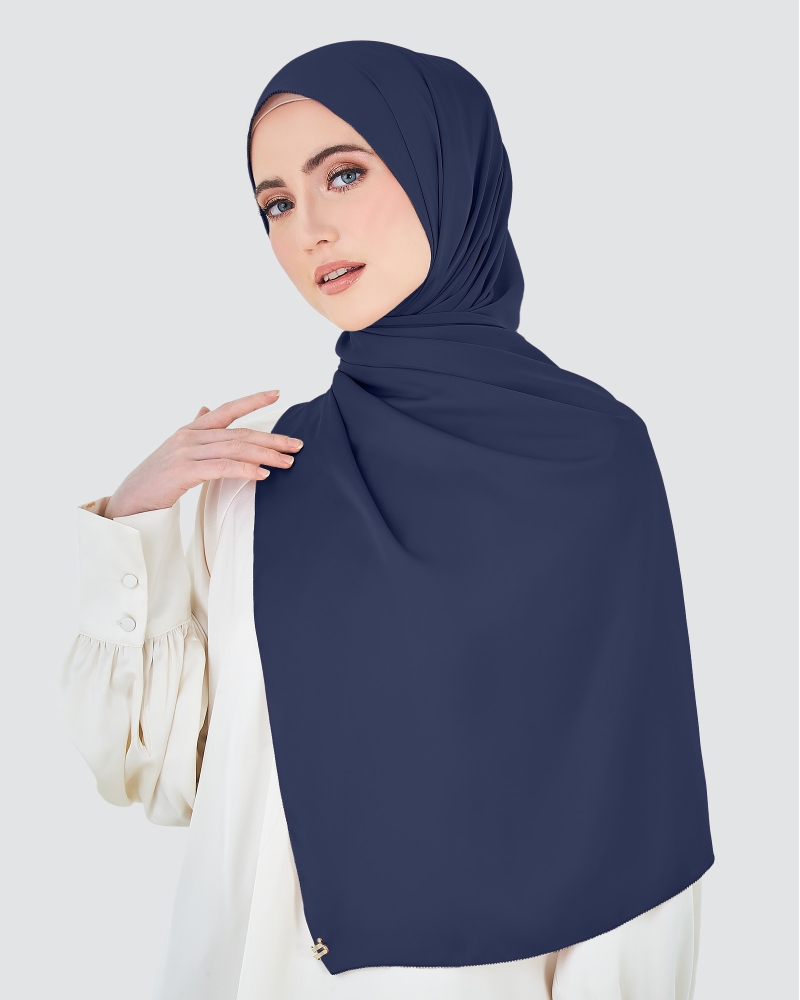 EILA SATIN SHAWL - SKYLINE