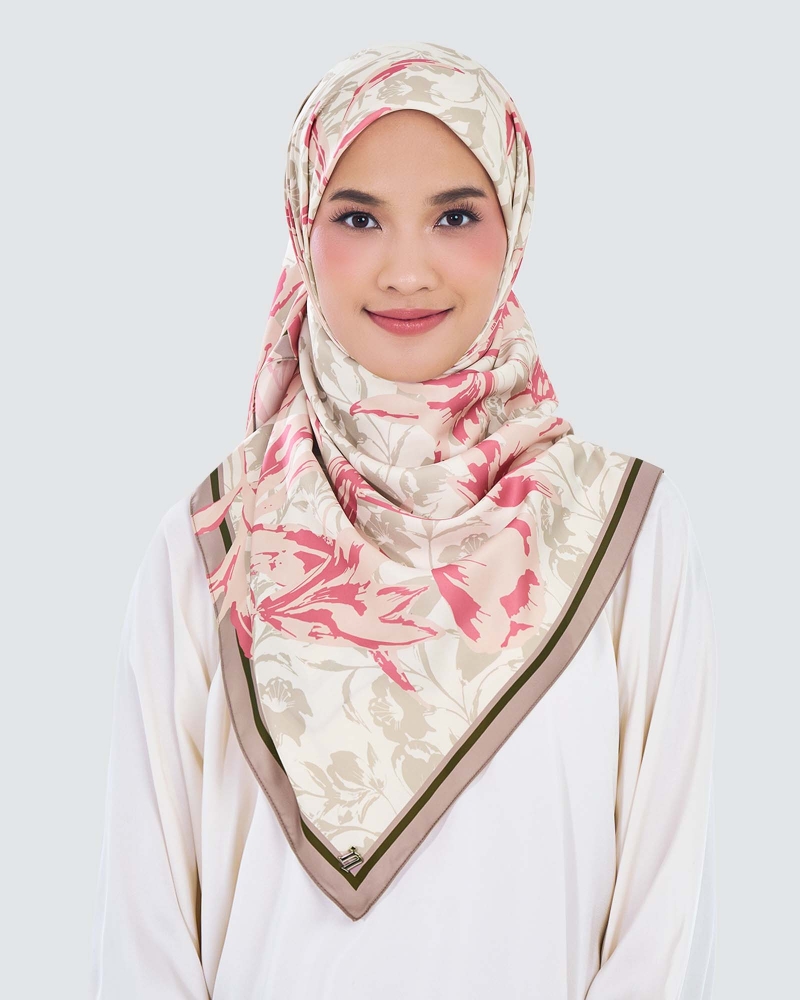 Image of FLEUR SQUARE