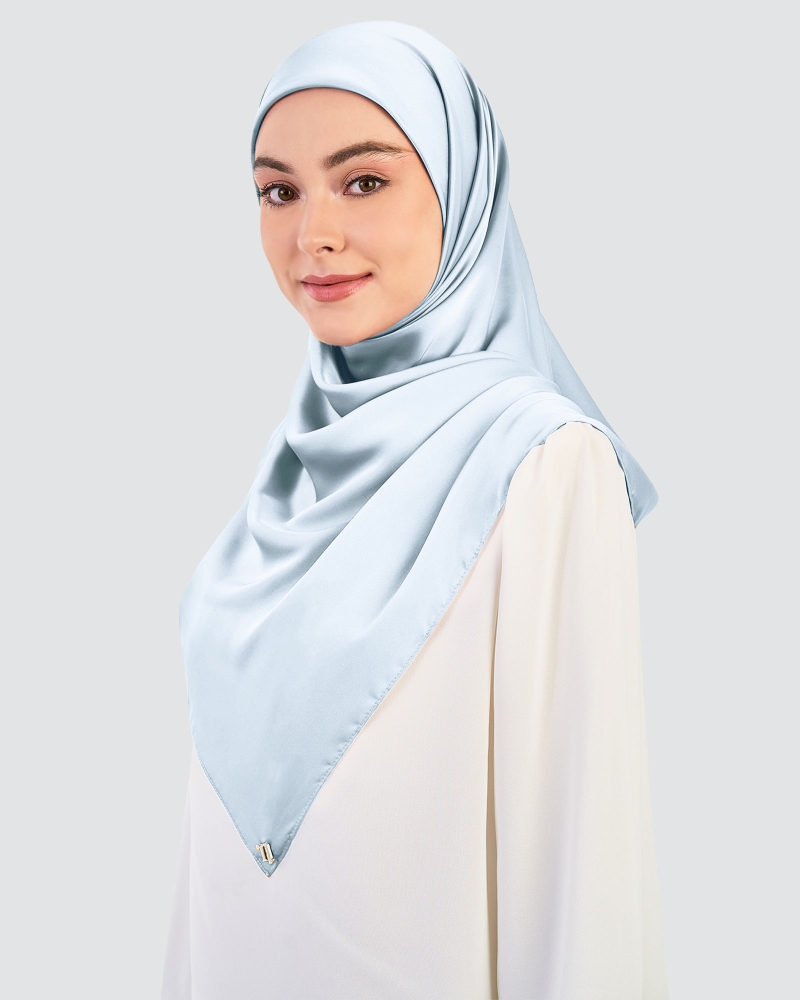 LUNA SATIN SQUARE - ICE WATER