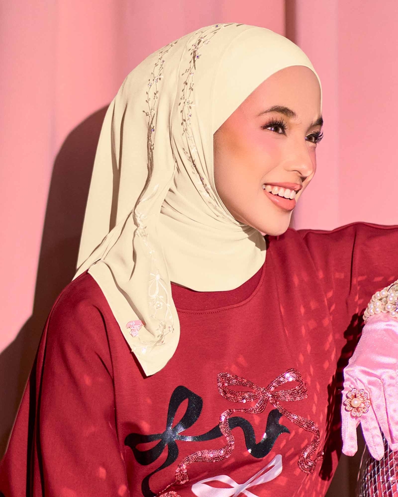 MY MELODY & NAELOFAR EMBROIDERED SHAWL - SANDY