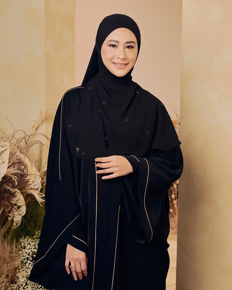 Image of AALISHA CARDIGAN ABAYA - BLACK