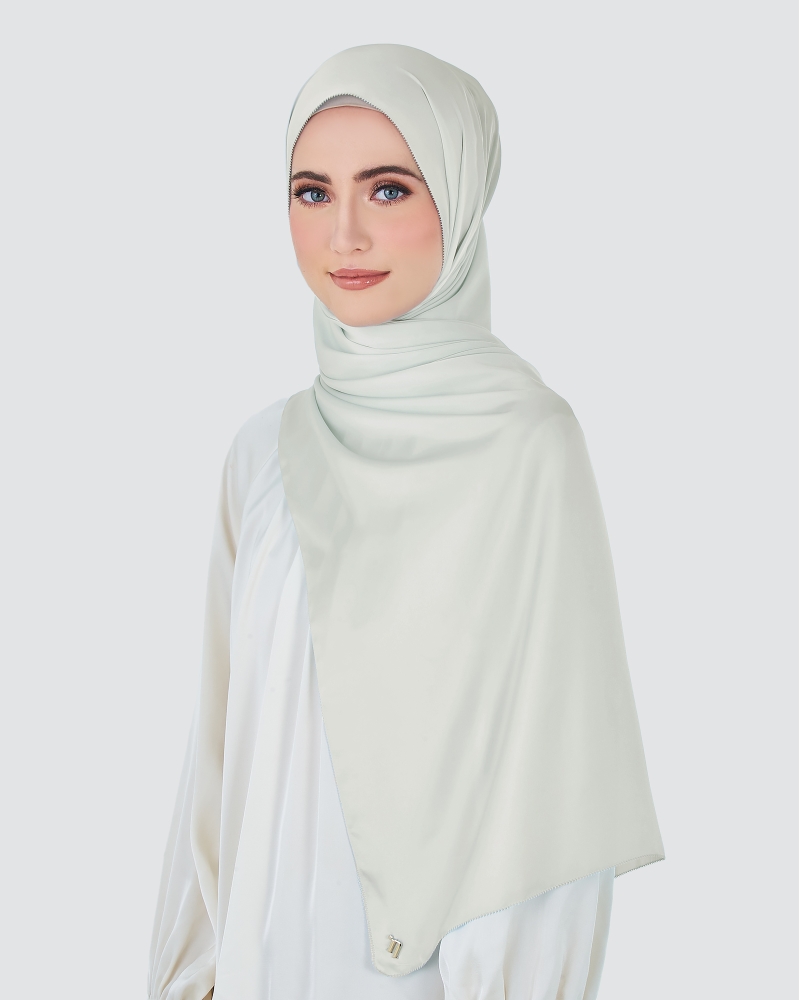 Image of EILA SATIN SHAWL - DOVE