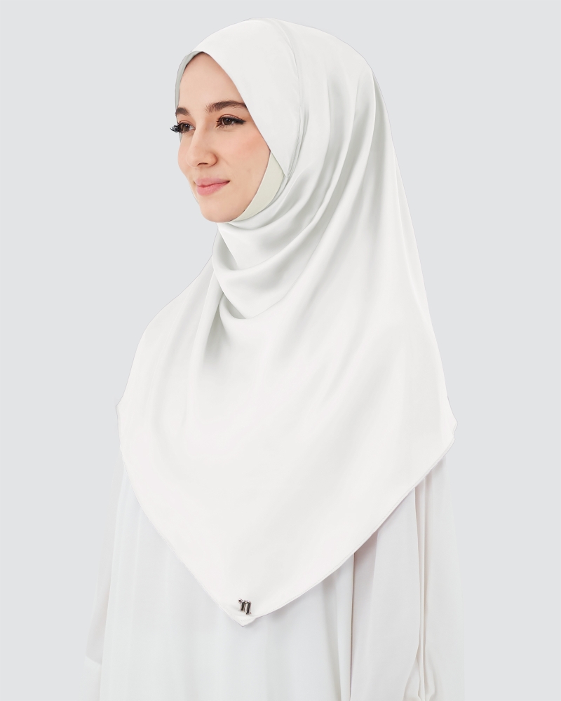 Image of EasyOn QAIRA SATIN INSTANT - WHITE