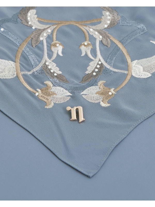 AYANA EMBROIDERED SQUARE - BLUE
