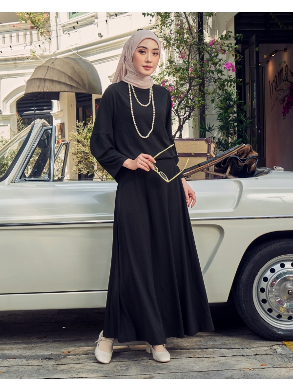 X-PRESS WANDERLUST CO-ORDS - BLACK