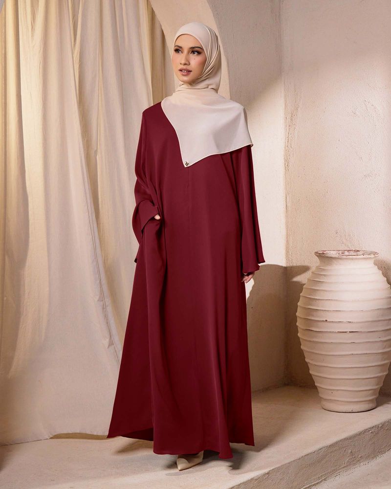 NADINE ABAYA - RUBY