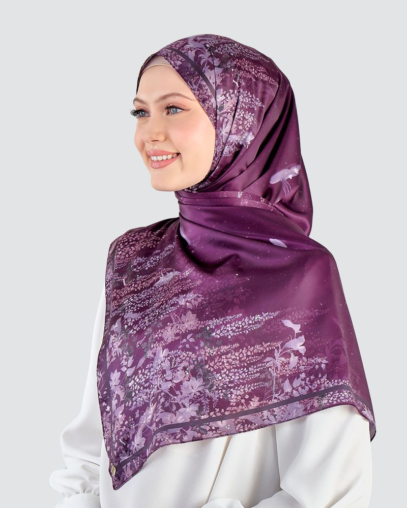 Image of PIXIE CRYSTAL SHAWL - AMETHYST